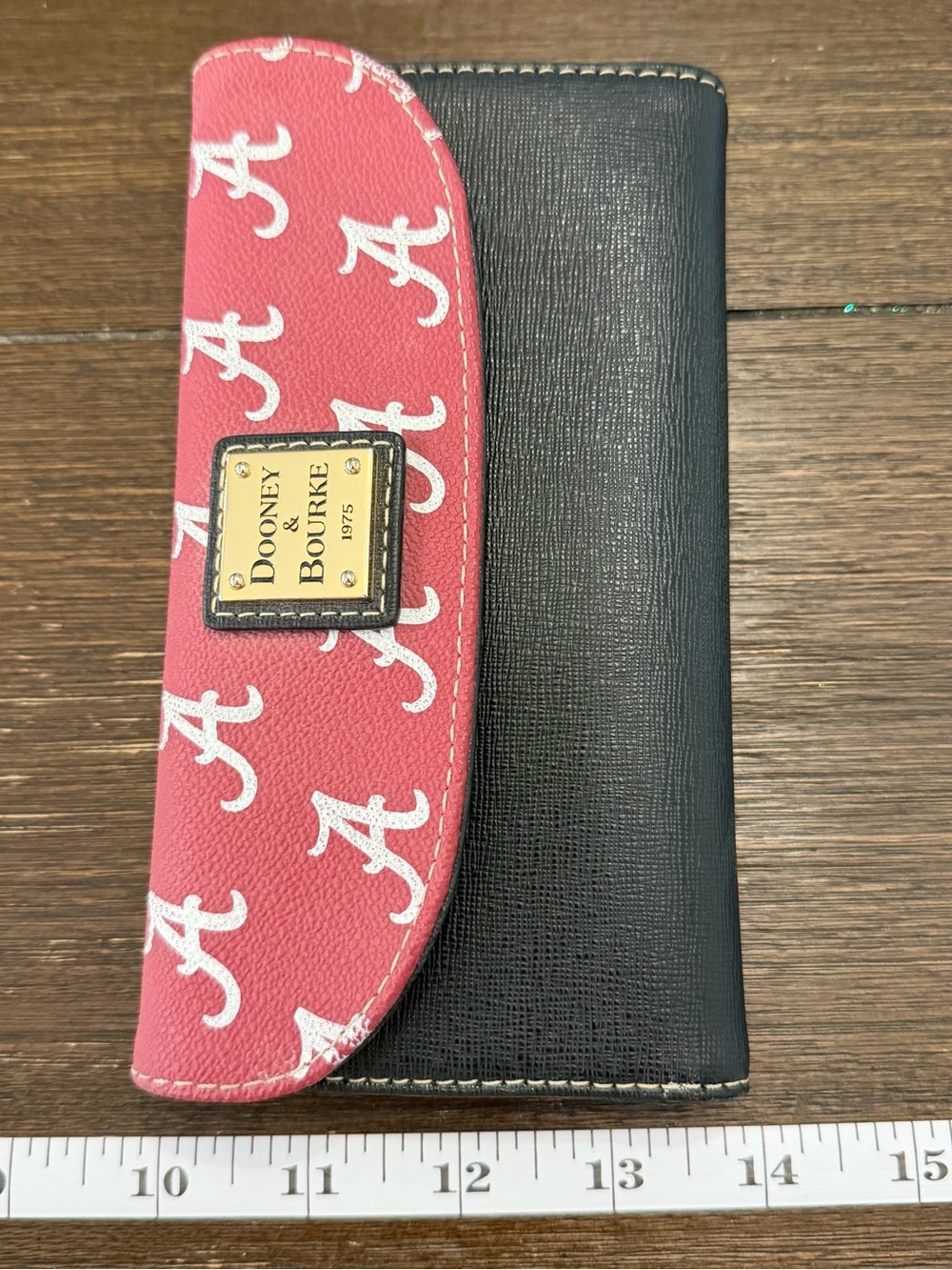 Dooney & Bourke Alabama Crimson Tide Red and Black Logo Wallet - Picture 2 of 9